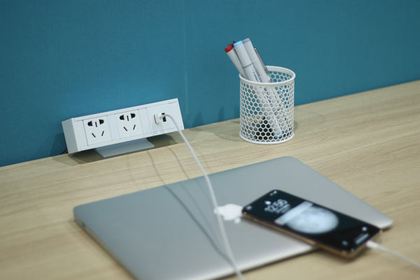 Modular Desk Clamp Bar with Back Outlet (OEXH302-164)