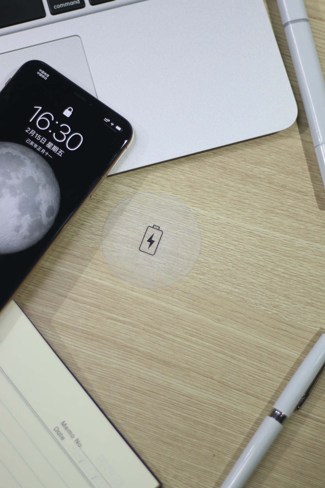 Concealed Adjustable Wireless Charger (OEXH700)